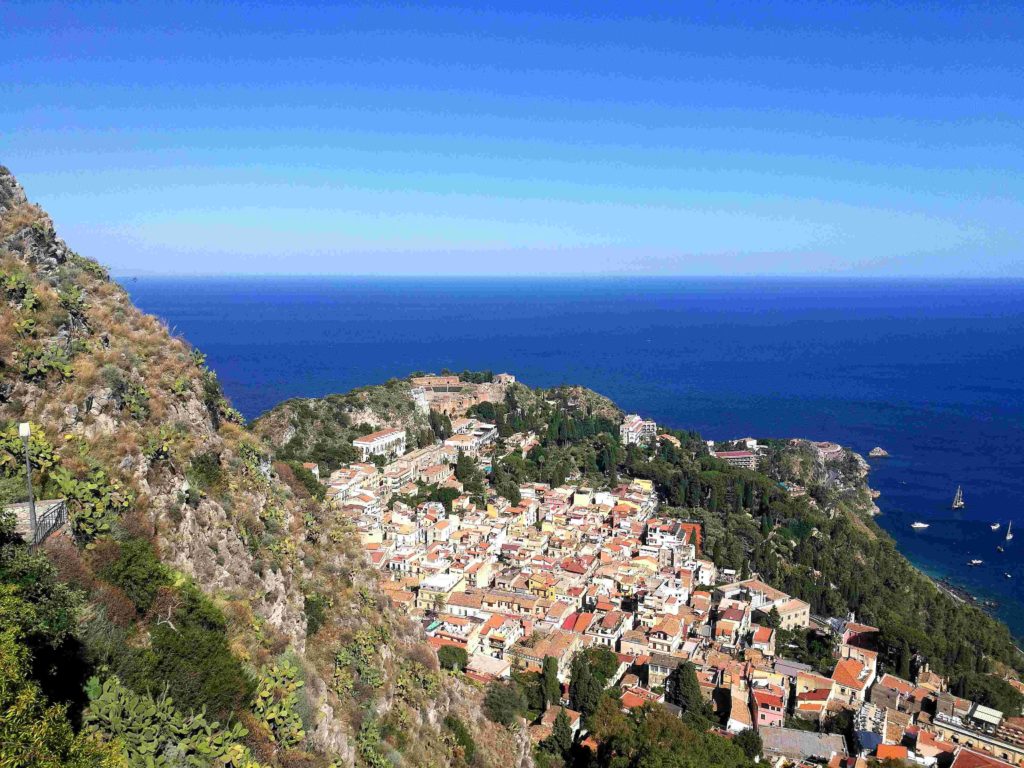 Castelmola and Taormina private tour